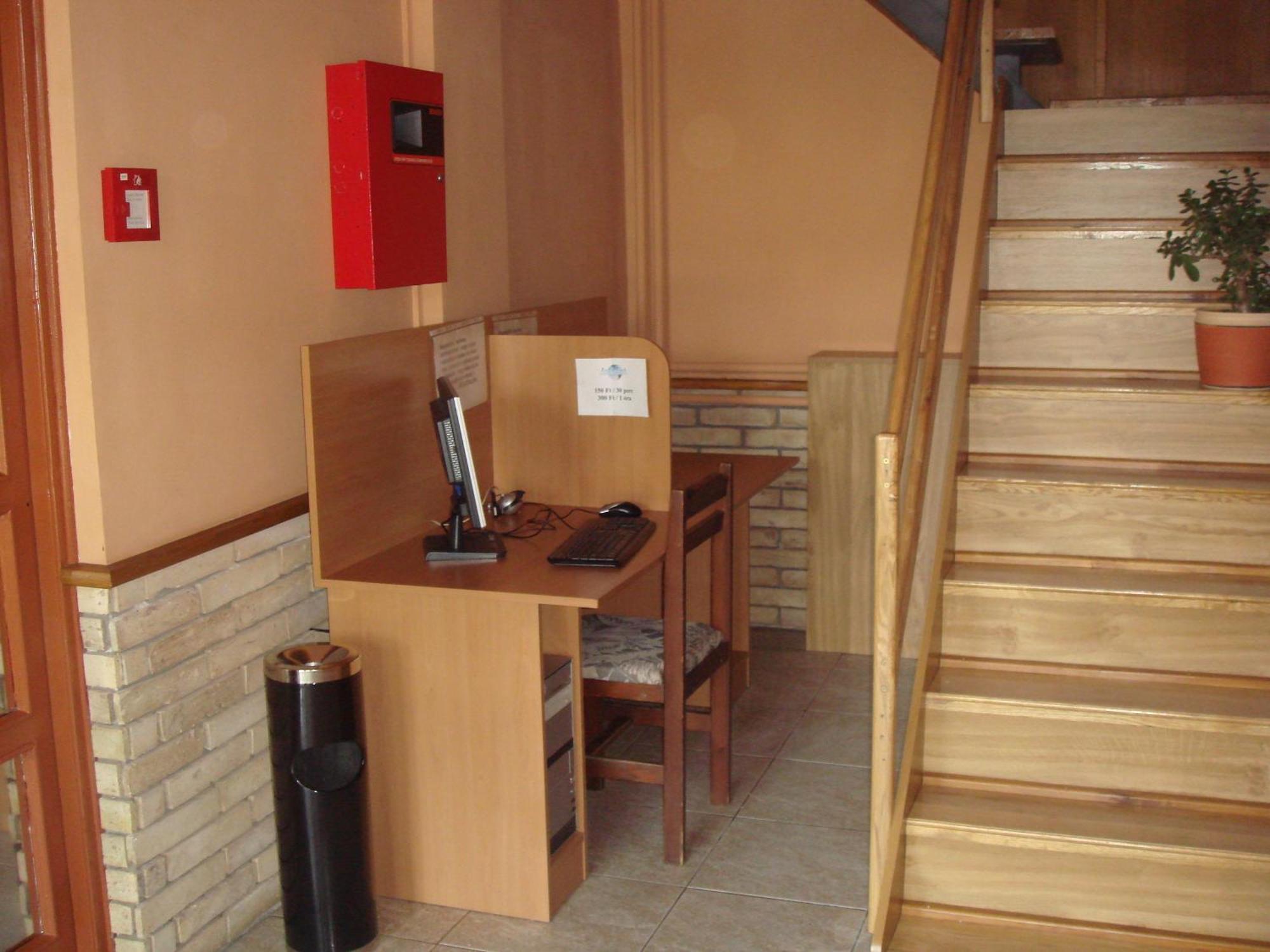 Platan Panzio Bed and Breakfast Nagyszenas Buitenkant foto