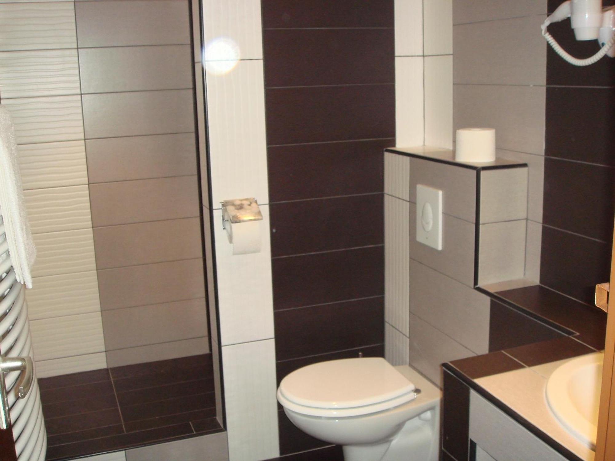Platan Panzio Bed and Breakfast Nagyszenas Buitenkant foto